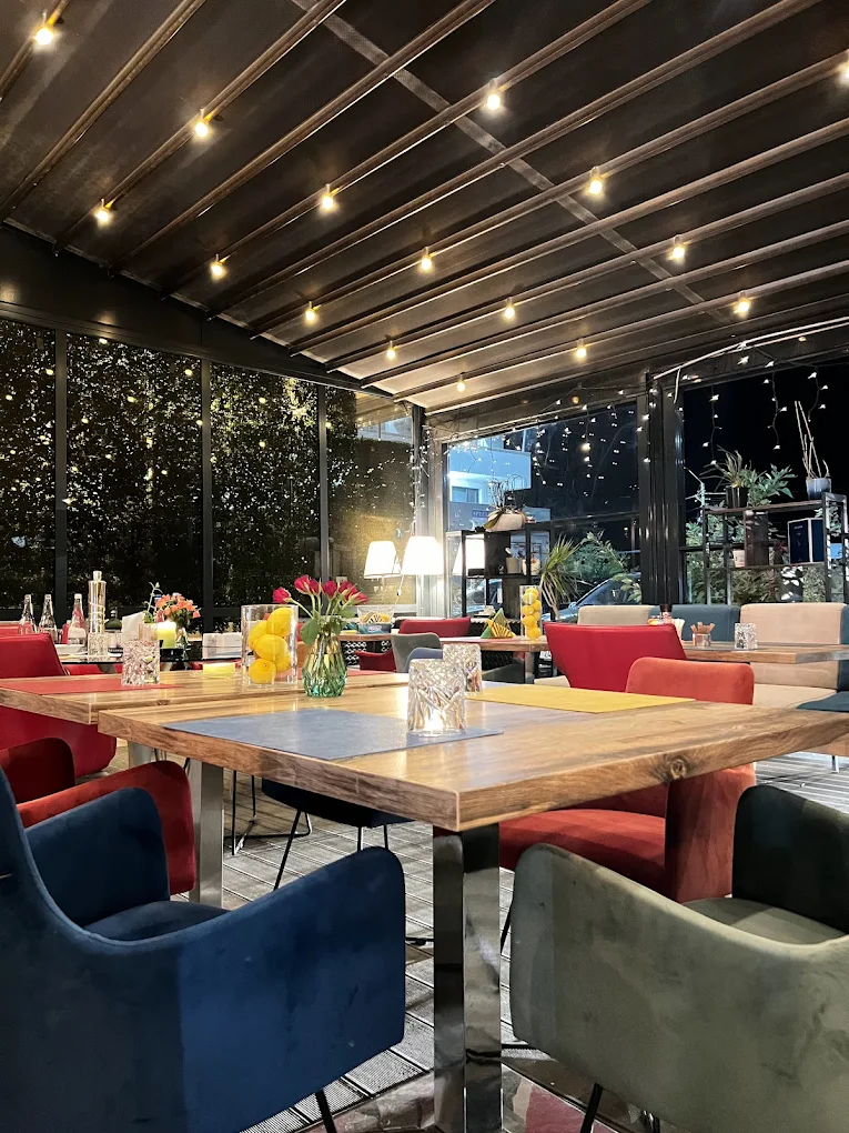 restaurant pizzerie braserie Lett Tunari